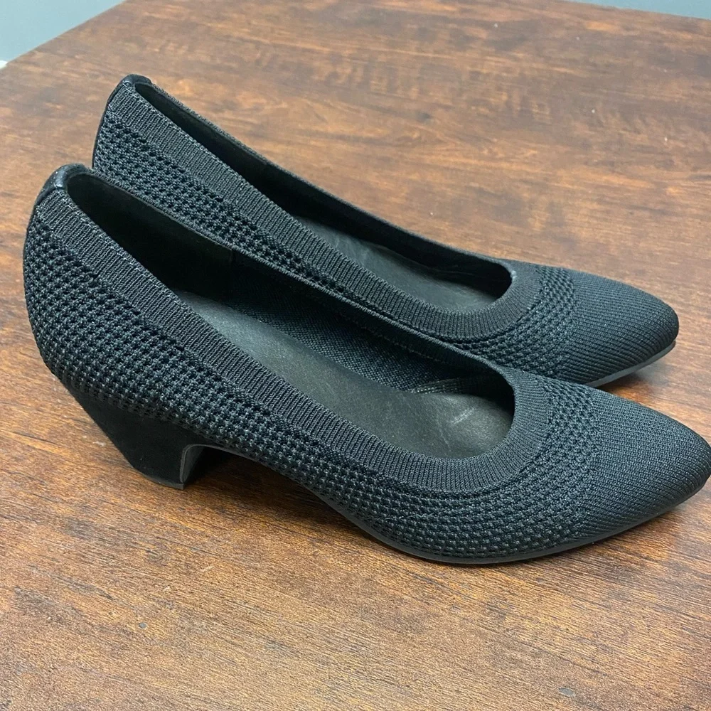Eileen Fisher Kiss Knit Stretch Pump Black Size 7.5